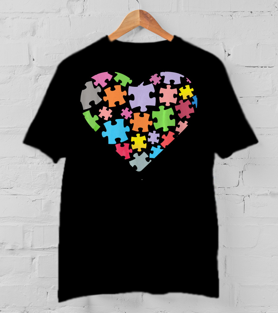 Love Autism Puzzle Heart Autism Awareness T-Shirt