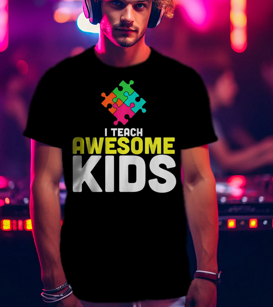 I Teach Awesome Kids Autism Awareness Teacher Puzzle T-Shirt