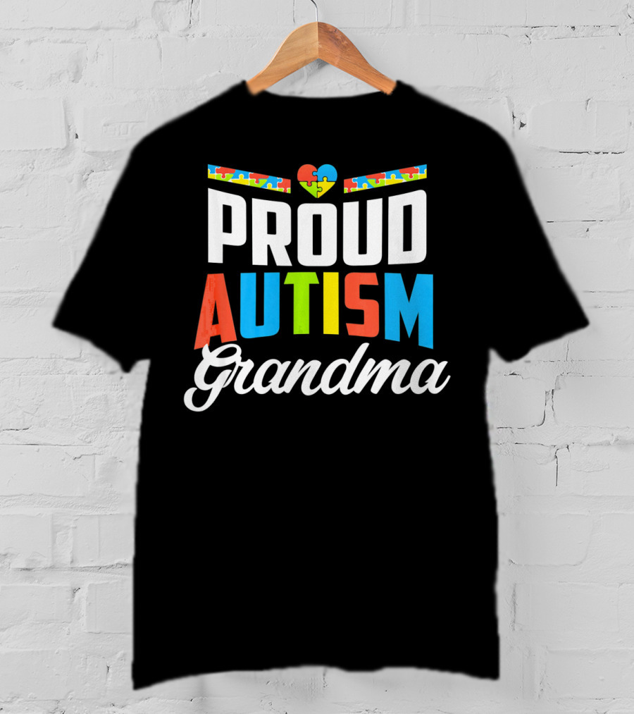 Proud Autism Grandma Puzzle Heart Awareness Support T-Shirt