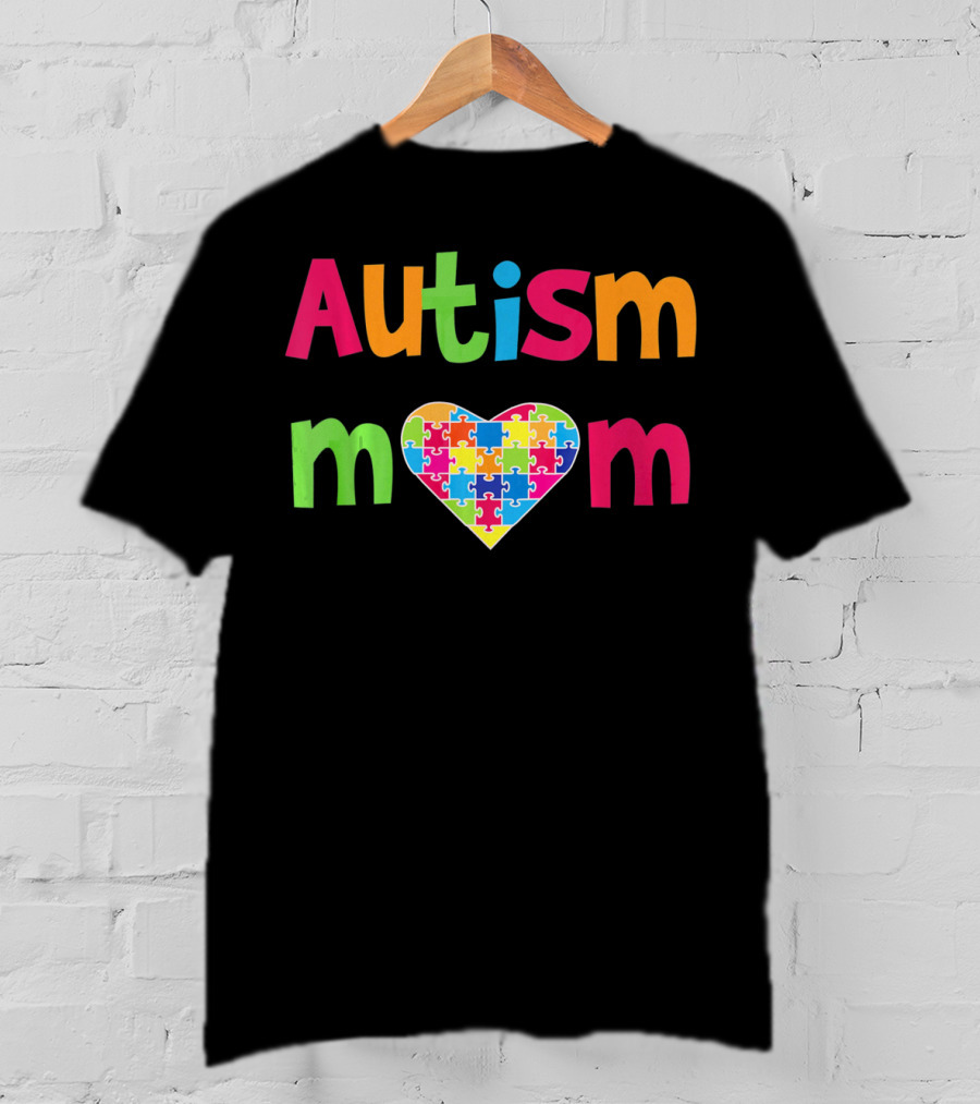 Autism Mom Heart Puzzle Autistic Awareness T-Shirt
