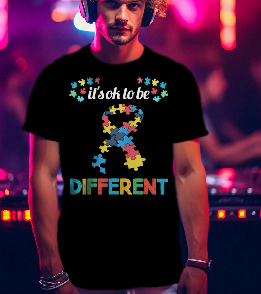 It's Ok To Be Different Autism Awareness Month Puzzle T-Shirt