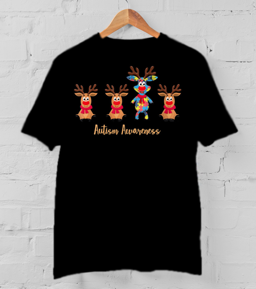 Autism Awareness Reindeer With Puzzle Pattern Symbols T-Shirt
