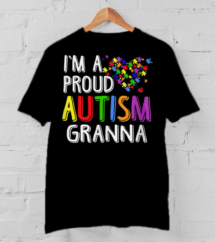 I'M A PROUD AUTISM GRANNA Puzzle Heart T-Shirt