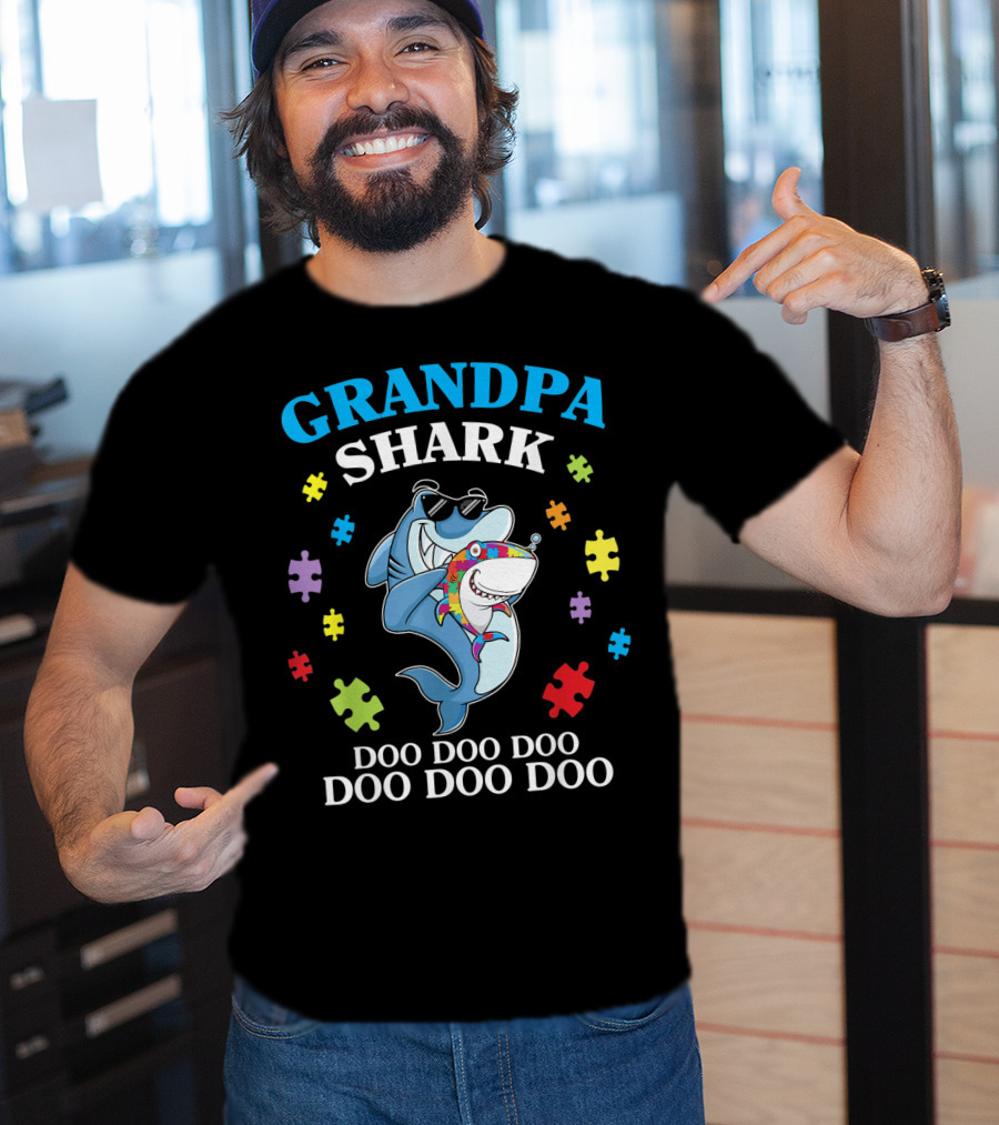 Grandpa Shark Doo Doo Doo Doo Funny Autism Puzzle Pieces T-Shirt