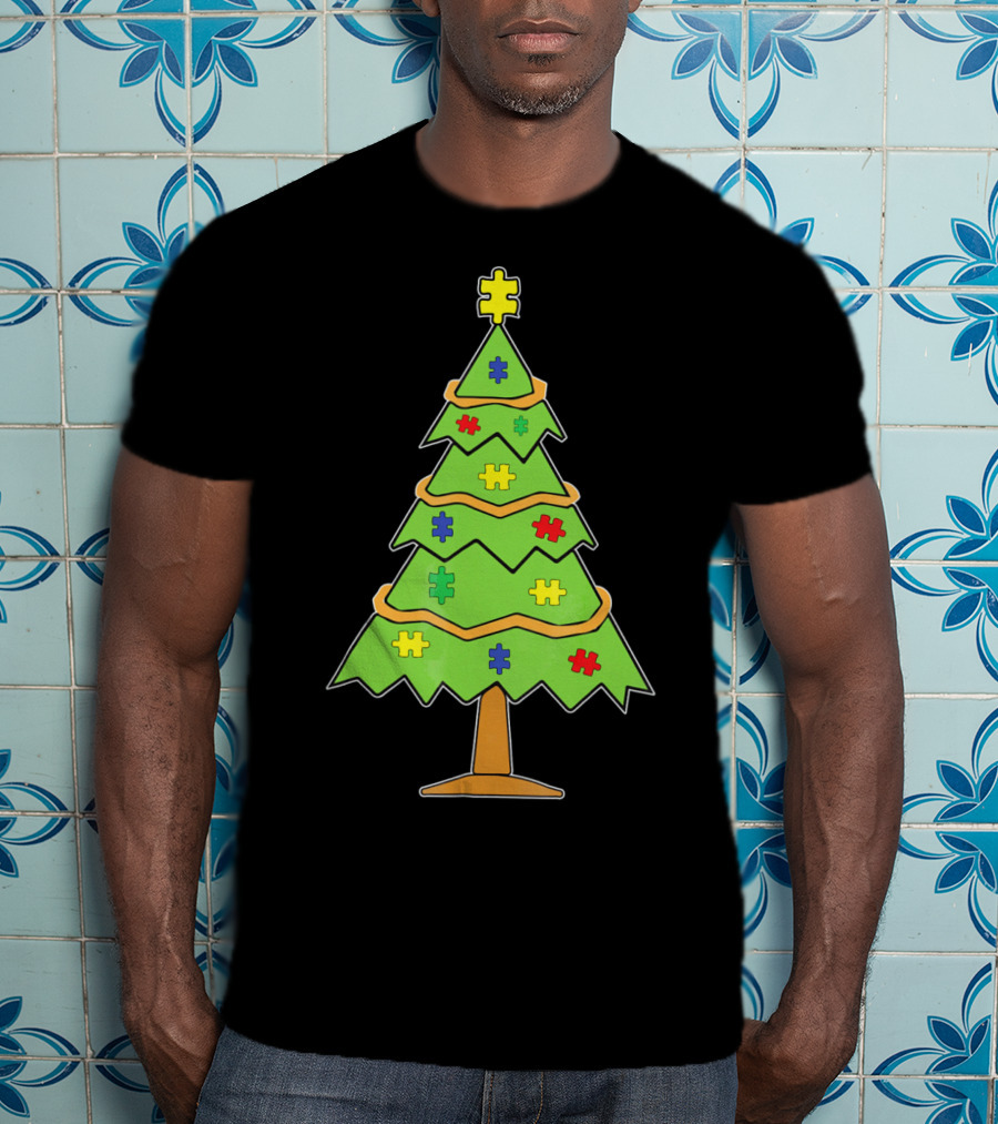 Autism Awareness Christmas Tree With Colorful Puzzle Pieces T-Shirt