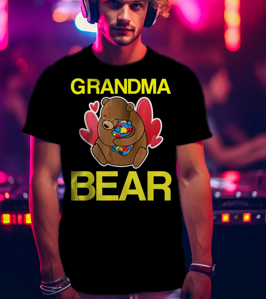 Grandma Bear Hugging Bear With Autism Puzzle Heart Balloon T-Shirt