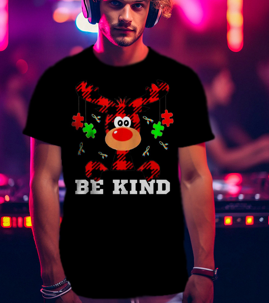 Be Kind Autism Awareness Christmas Reindeer Puzzle Pieces T-Shirt