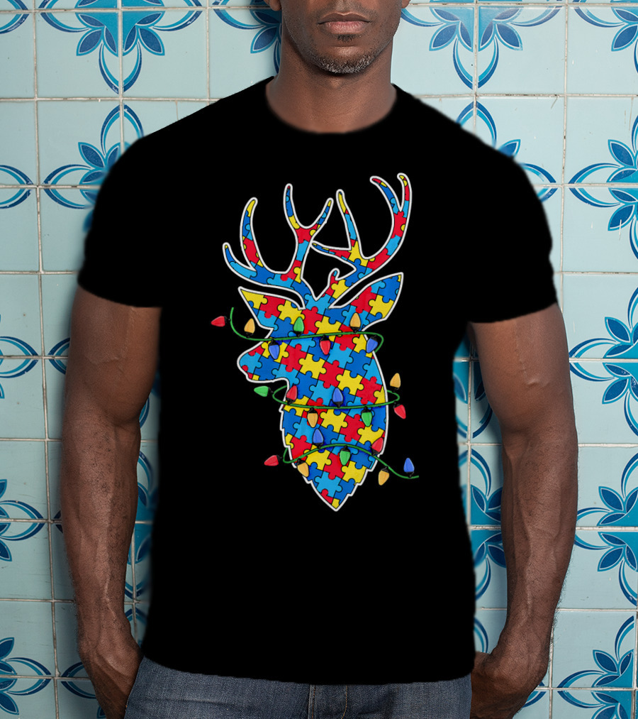 Christmas Autism Awareness Mom Puzzle Reindeer Lights T-Shirt