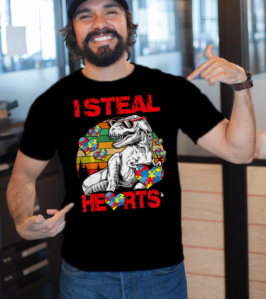 I Steal Hearts Autism Awareness Vintage Dinosaur T-Shirt
