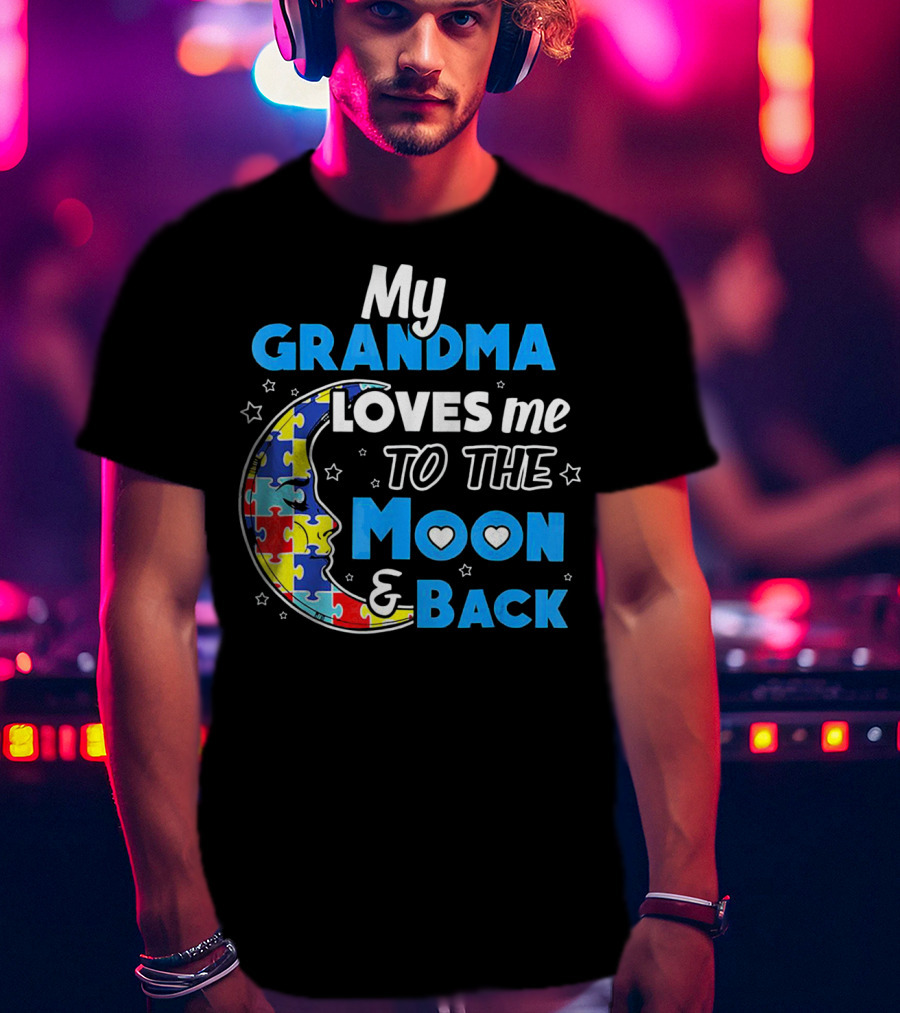 My Grandma Loves Me To The Moon And Back Puzzle Piece Moon Hearts Stars T-Shirt