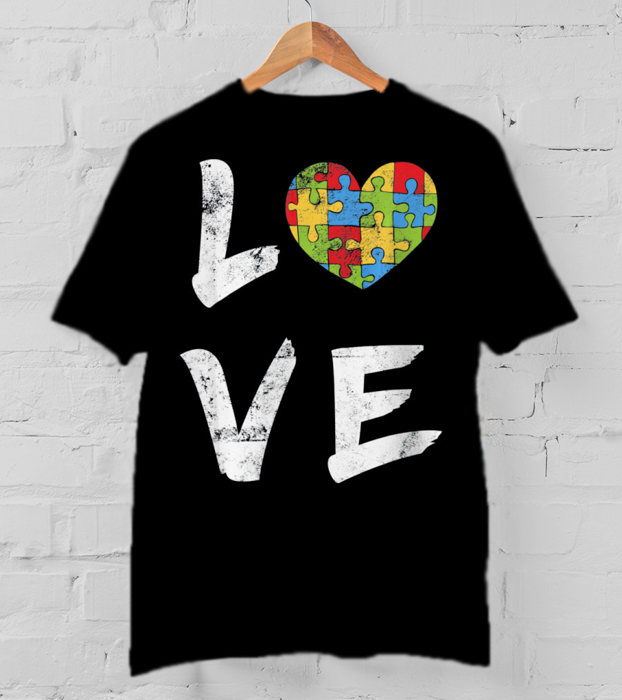 LOVE Autism Mom Puzzle Heart Autism T-Shirt