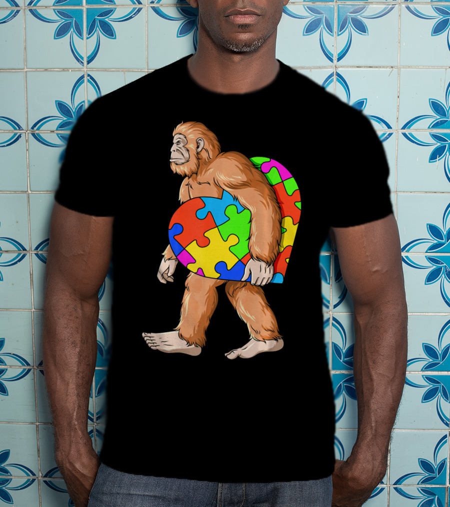 Bigfoot Holding Heart-Shaped Autism Awareness Puzzle T-Shirt