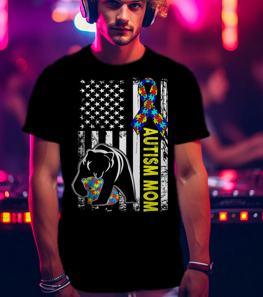 Autism Mom Bear With Puzzle Ribbon And American Flag T-Shirt
