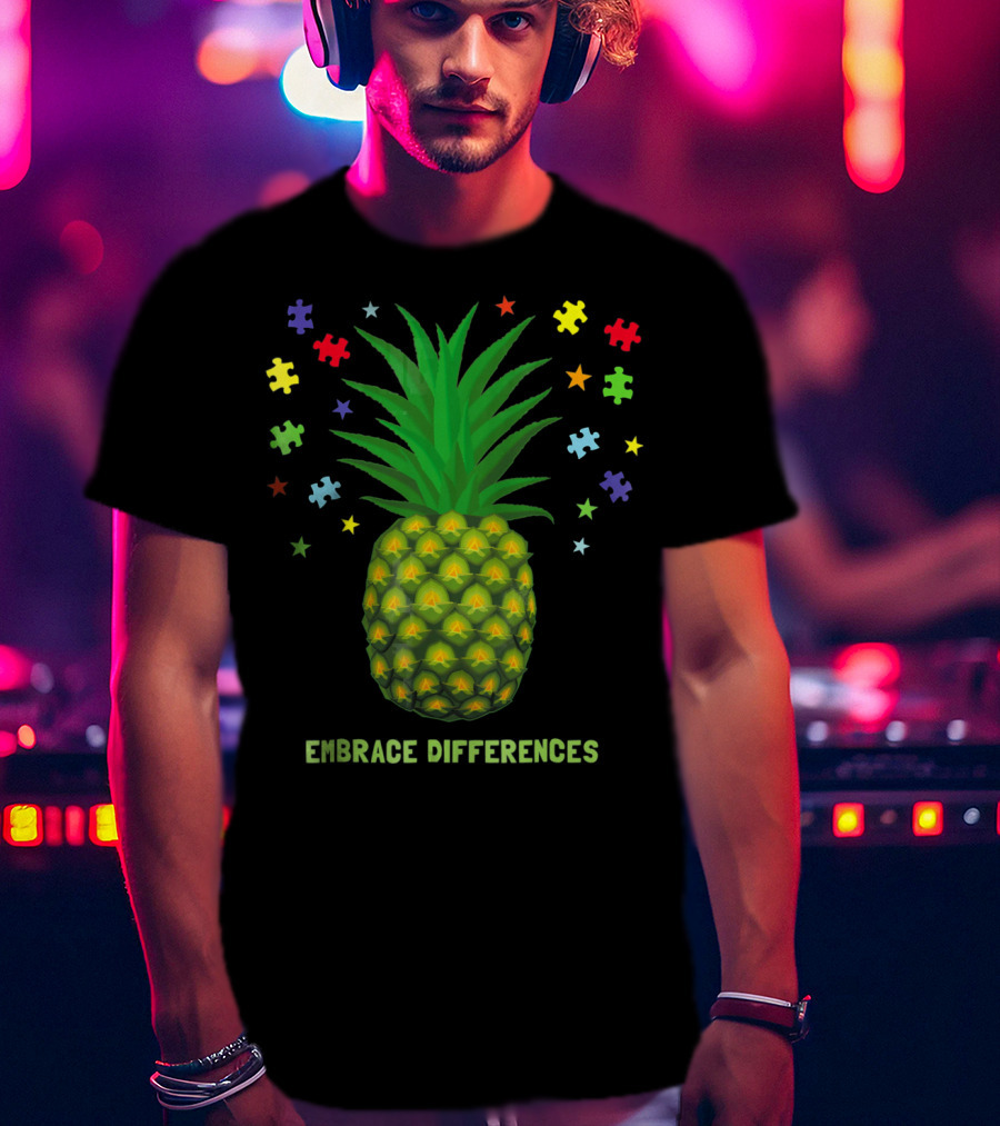 Embrace Differences Autism Awareness Beach Pineapple Puzzle Pieces T-Shirt