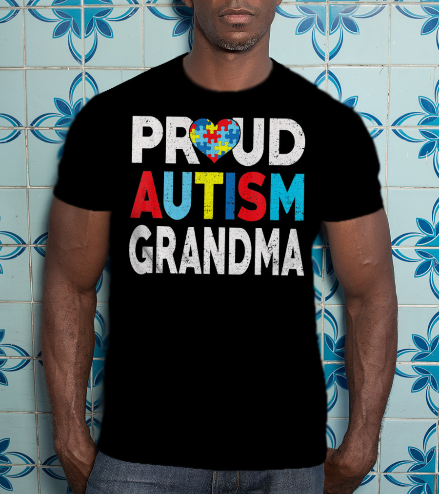 Proud Autism Grandma Heart Puzzle Love T-Shirt