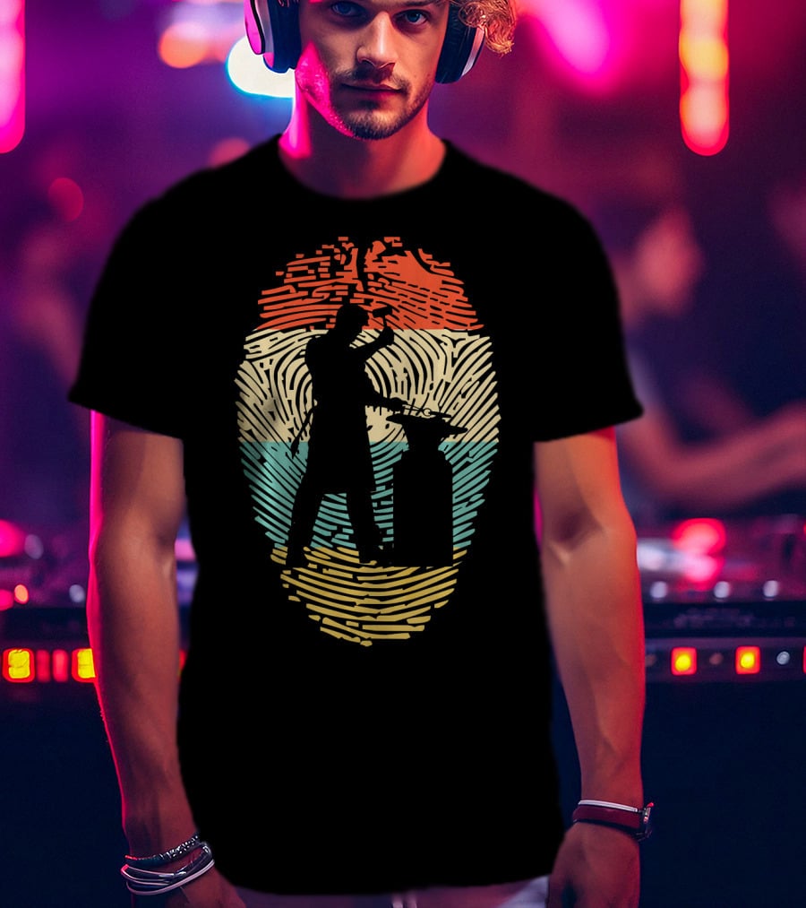 Fingerprint Retro BLACKSMITH Silhouette Craftsmanship T-Shirt