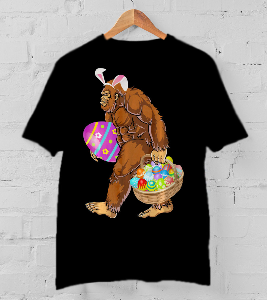 Bigfoot Easter Egg Hunt With Bunny Ears And Basket T-Shirt