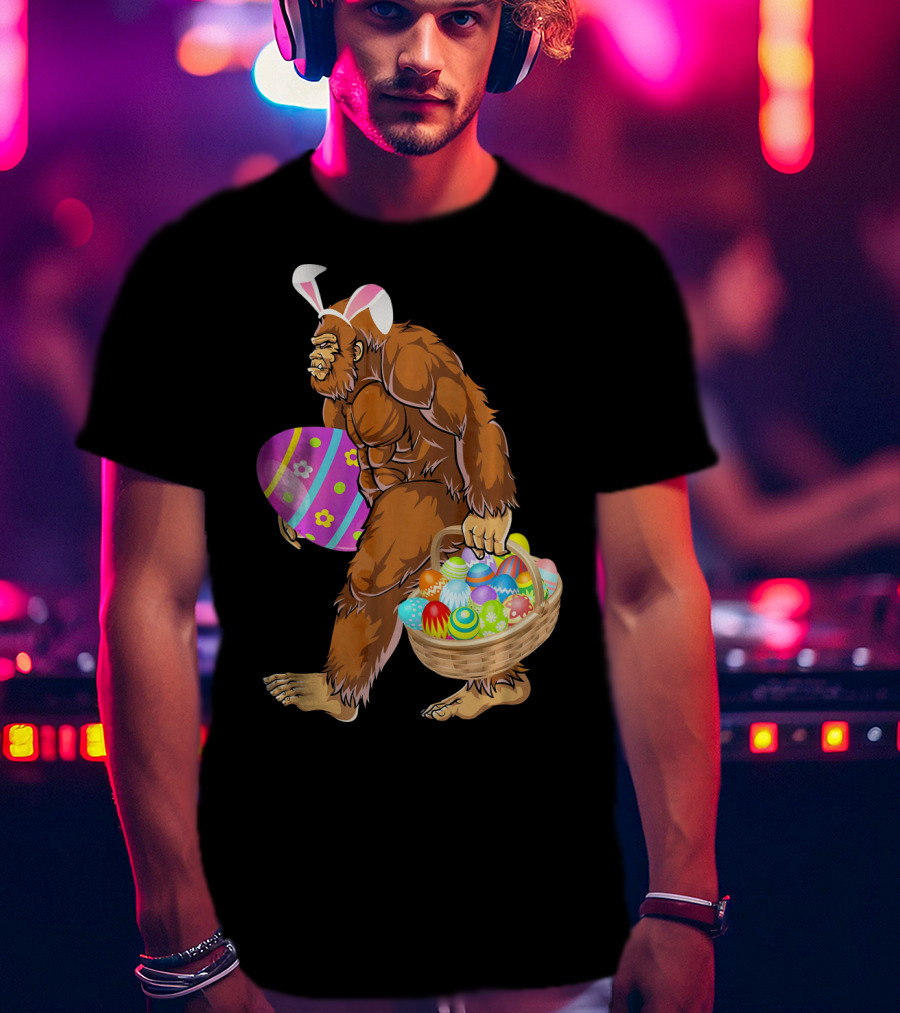 Bigfoot Easter Egg Hunt With Bunny Ears And Basket T-Shirt
