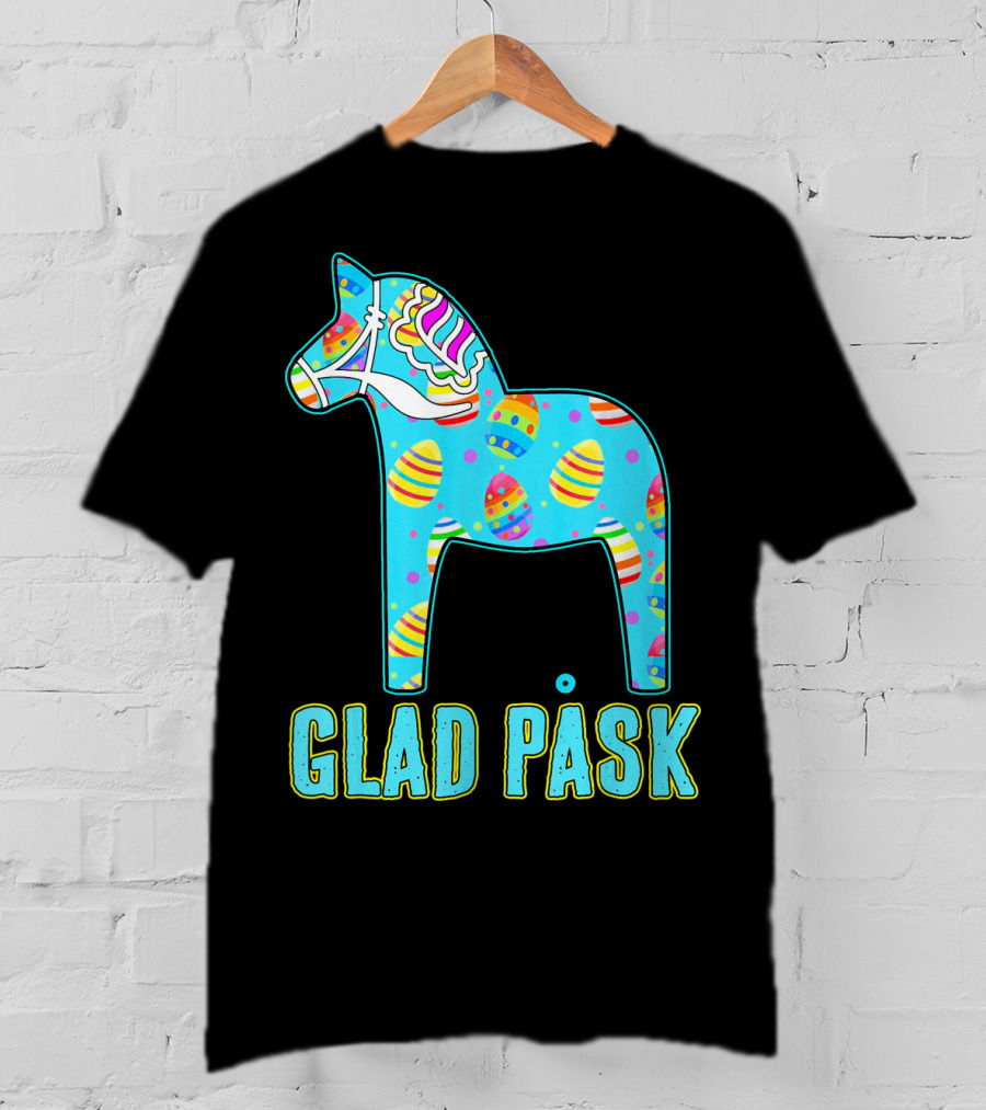 Glad Påsk Swedish Easter Dala Horse With Colorful Eggs T-Shirt