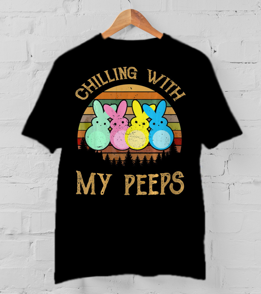 Chilling With My Peeps Vintage Easter Bun Bunnies Retro Sunset Stripes T-Shirt