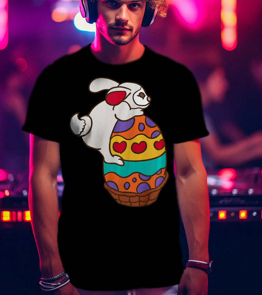Easter Bunny Hugging Colorful Heart Patterned Egg T-Shirt