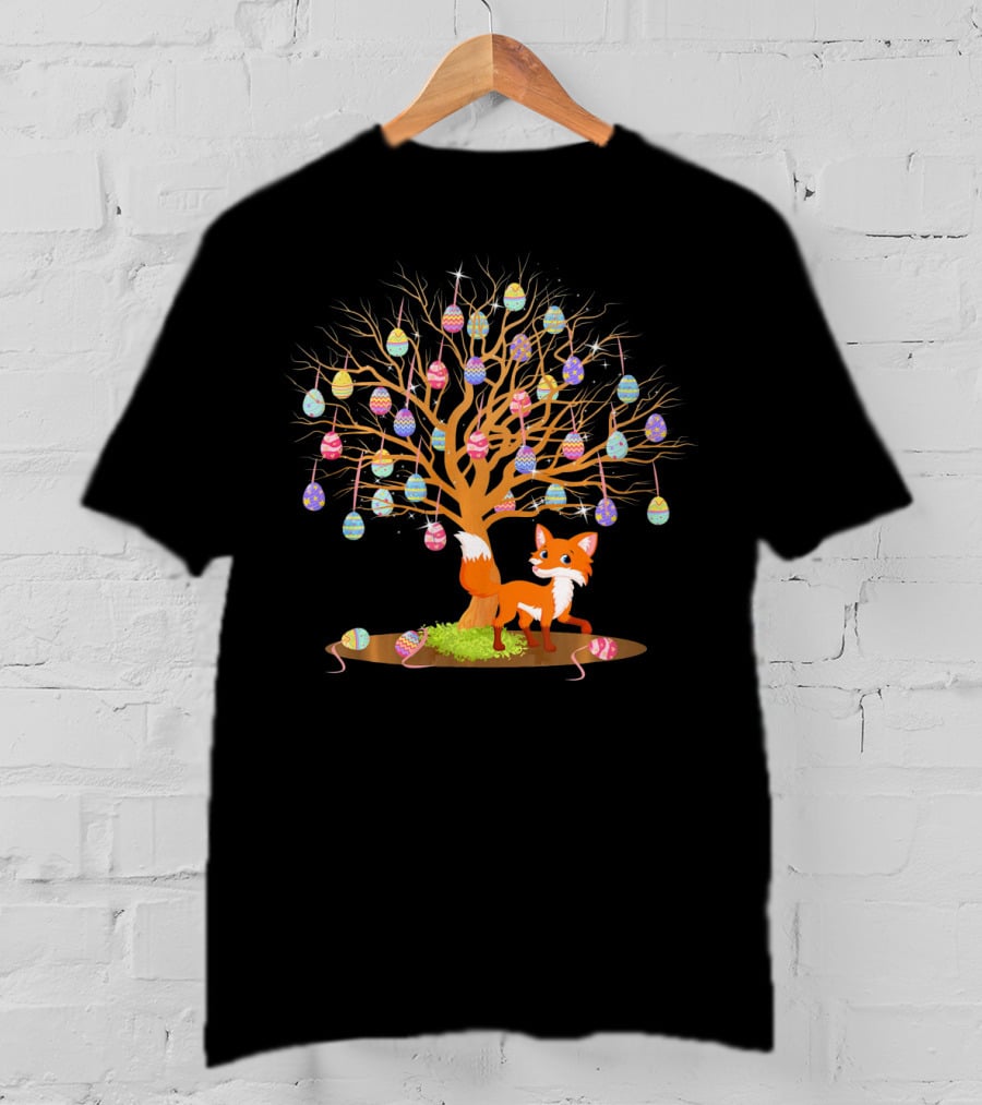Funny Fox With Easter Egg Tree And Bunny Rabbit Elements T-Shirt