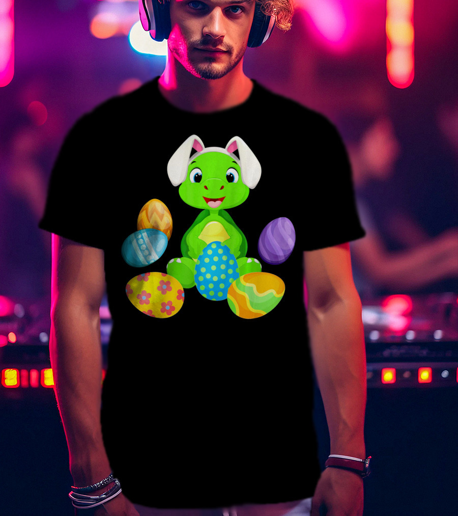 Turtle Bunny Rabbit With Hat Holding Easter Eggs T-Shirt
