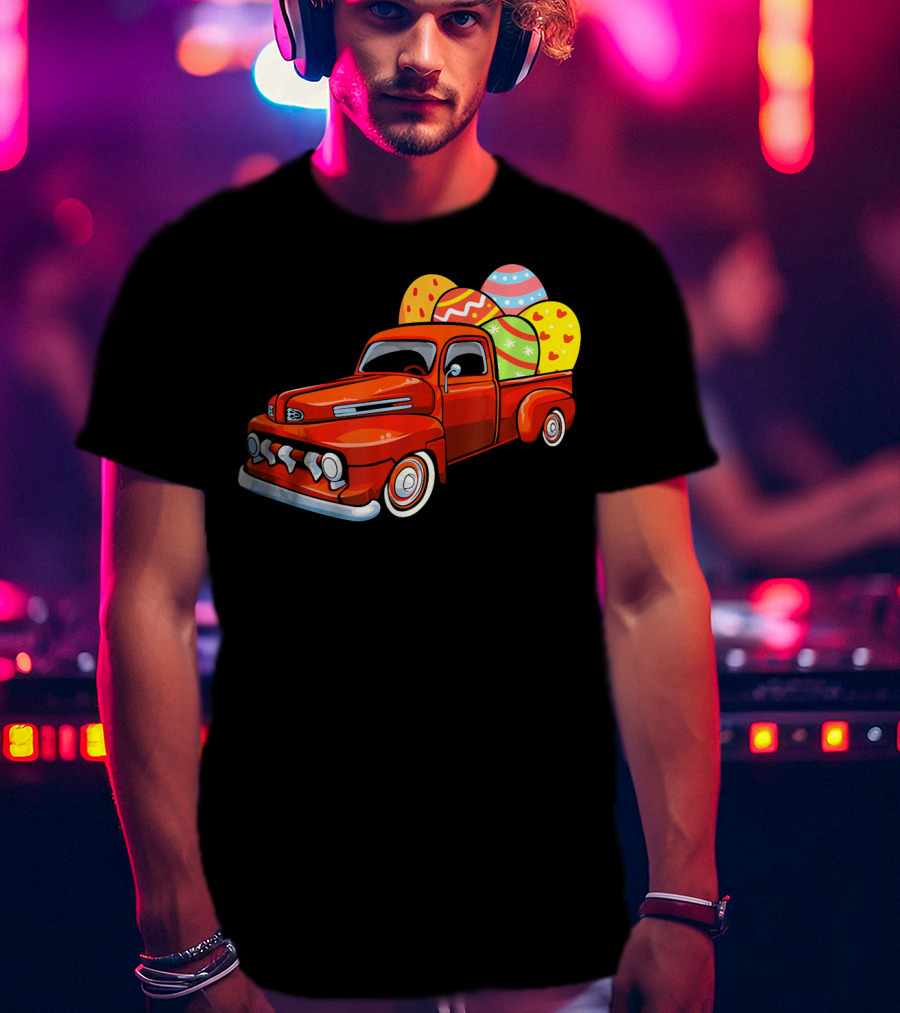 Vintage Easter Egg Pickup Truck With Colorful Eggs T-Shirt