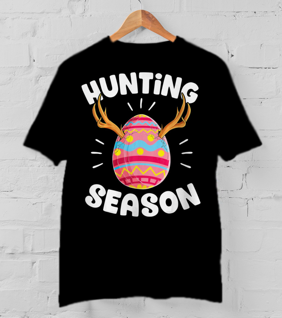 Hunting Season Easter Egg Hunter Colorful Egg With Antlers T-Shirt