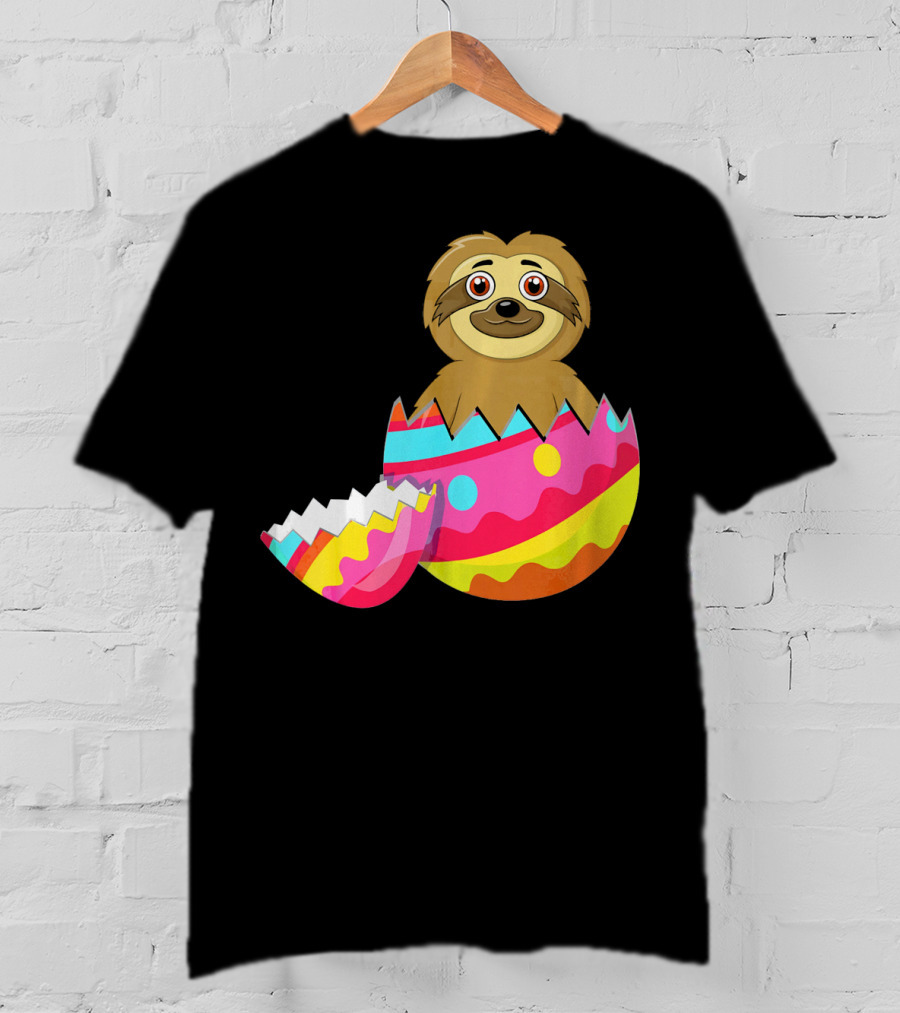 Funny Sloth Easter Egg Decorated Colorful Eggshell T-Shirt