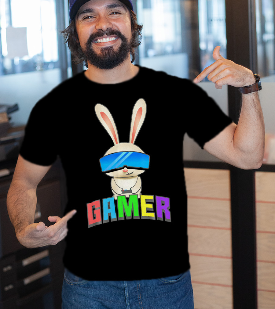 Gamer Easter Bunny With VR Headset And Controller T-Shirt