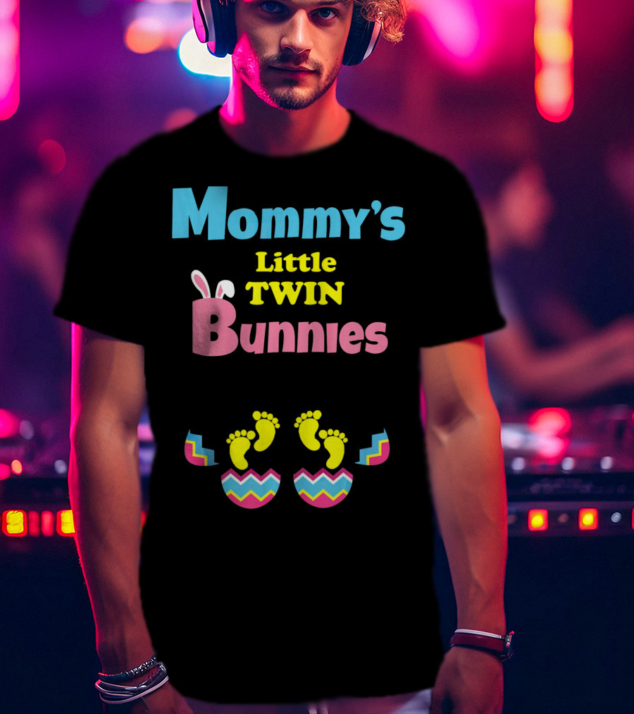 Mommy's Little Twin Bunnies Easter Expecting Mom Twins Pregnancy Ann T-Shirt
