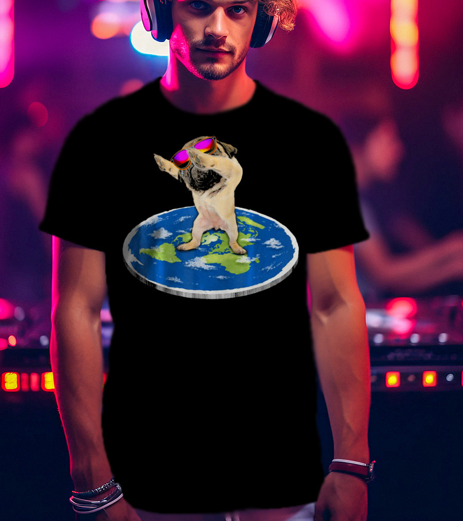 Flat Earth Pug Dabbing With Sunglasses On World Map T-Shirt