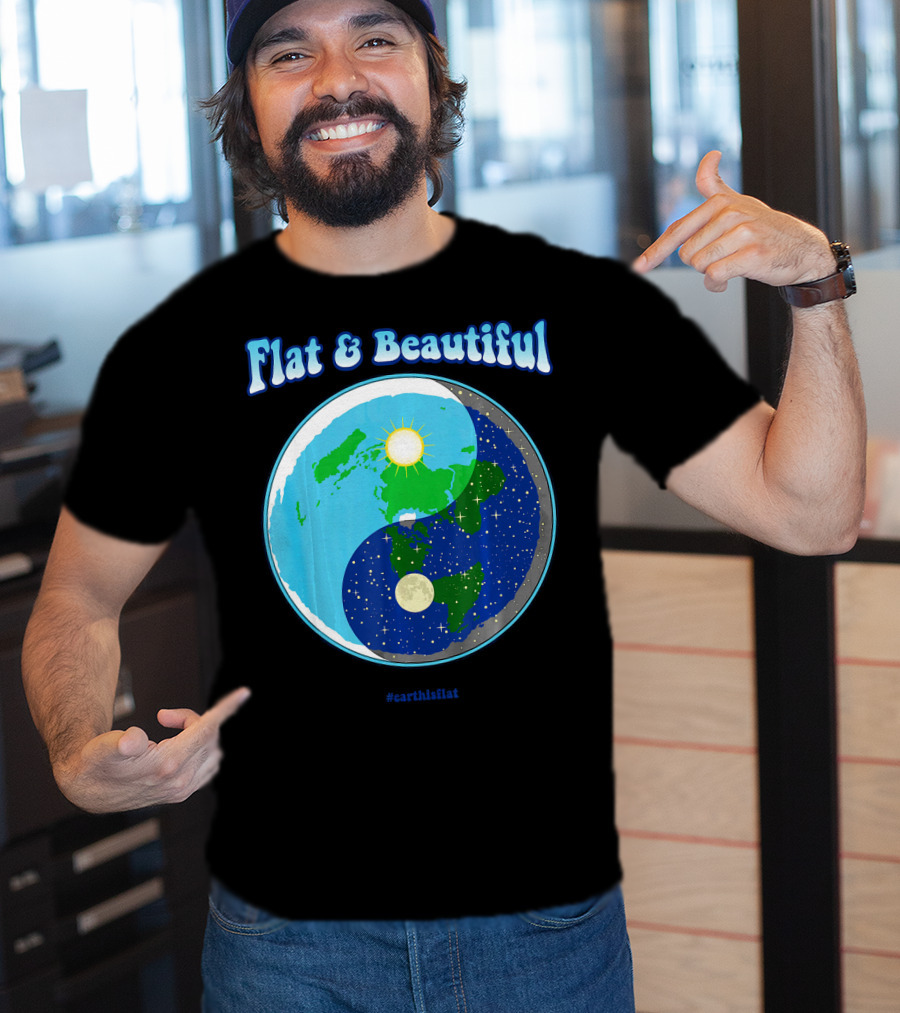 Flat And Beautiful Earth Ying Yang #earthisflat T-Shirt