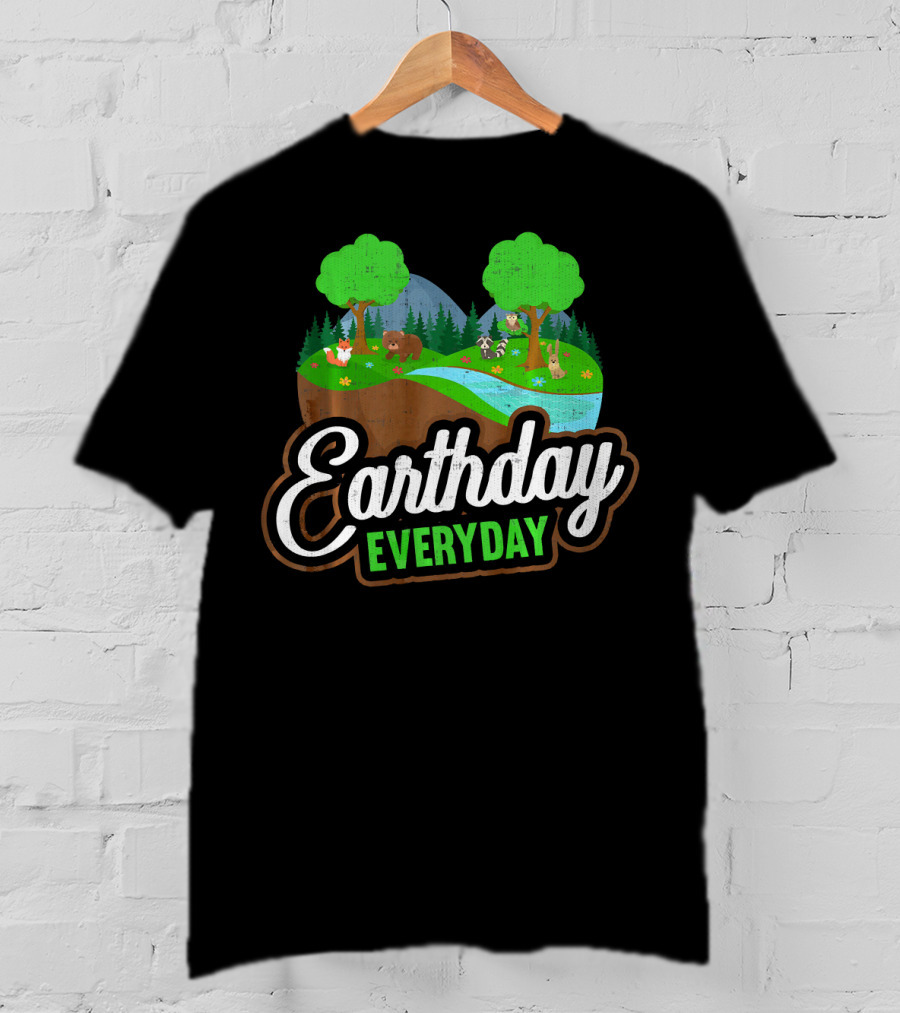 Earth Day Every Day Conservation Wildlife Nature Scene T-Shirt