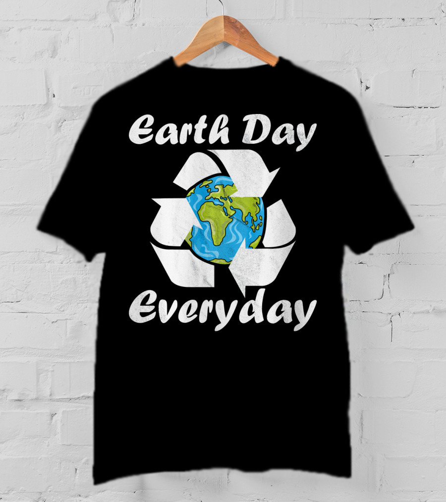 Earth Day Everyday Vintage Recycle Globe T-Shirt