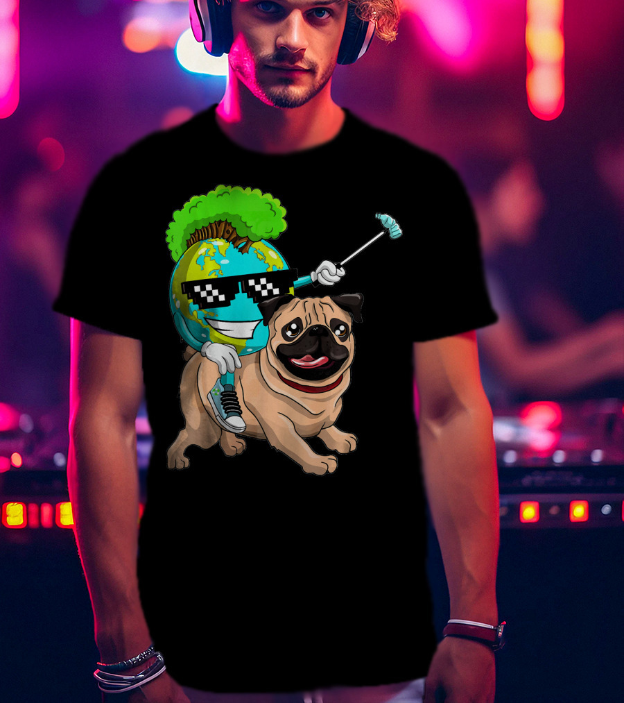 Earth Day Pug With Cool Recycling Globe And Sunglasses T-Shirt