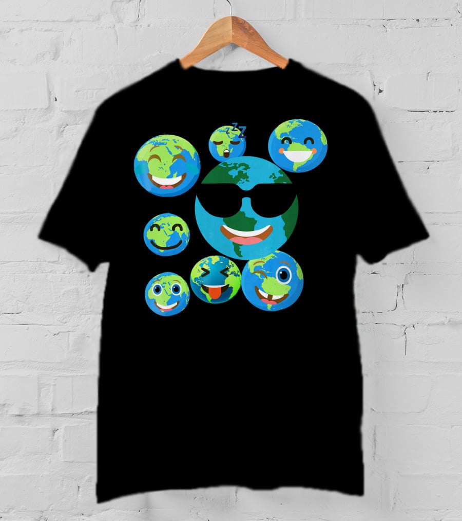 Cute Earth Emoji Smileys Emotion Faces T-Shirt