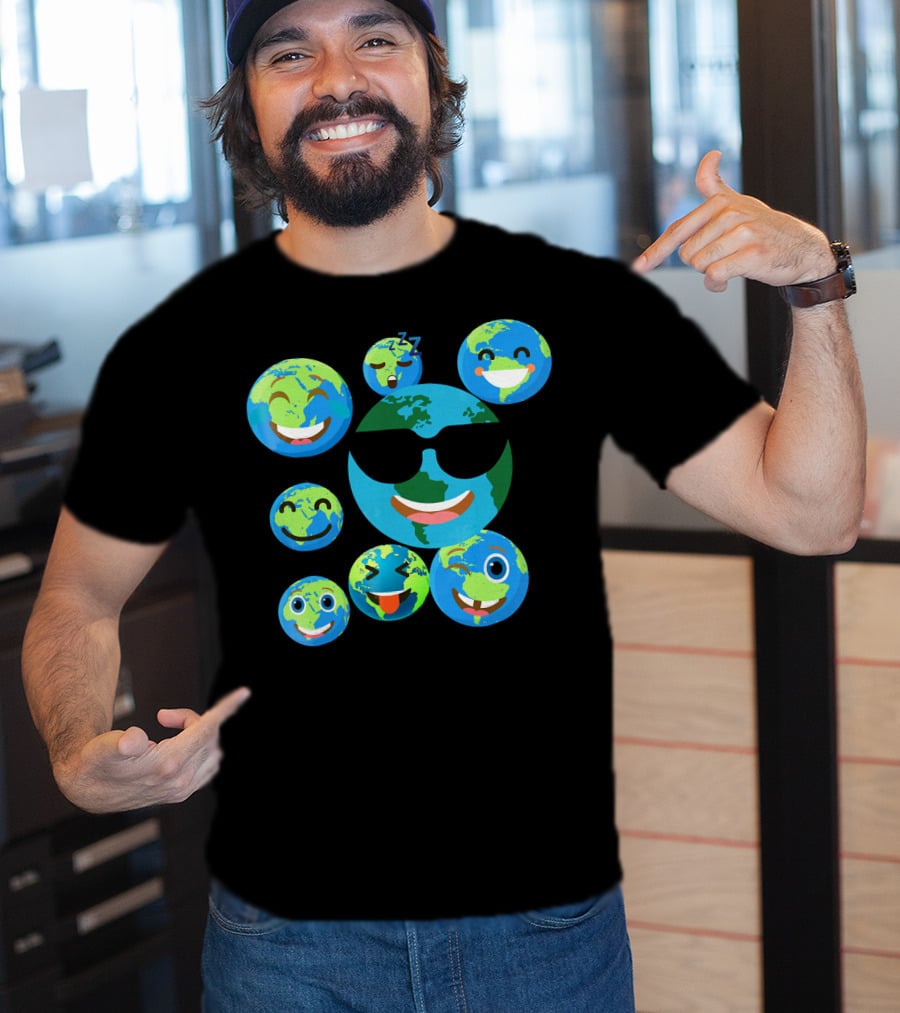 Cute Earth Emoji Smileys Emotion Faces T-Shirt
