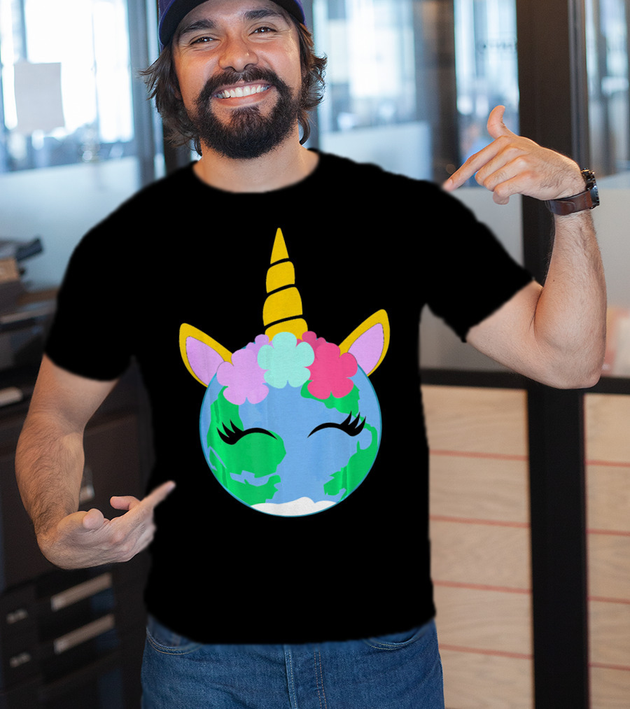 Unicorn Earth Cute Unicorn Face Earth With Flowers And Horn T-Shirt