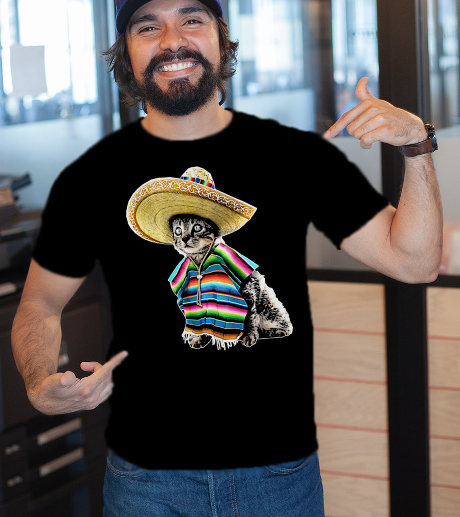 Cinco De Mayo Cat Sombrero Funny Fiesta Kitten T-Shirt