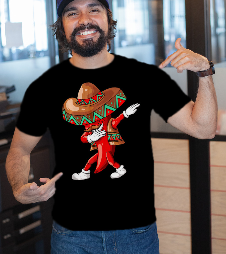 Funny Dabbing Cinco De Mayo Chili Pepper With Sombrero T-Shirt