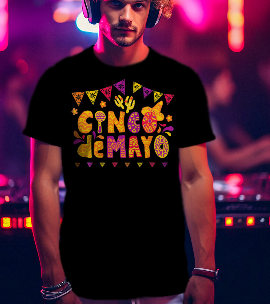 Cinco De Mayo Fiesta Celebration With Cactus And Sombrero T-Shirt