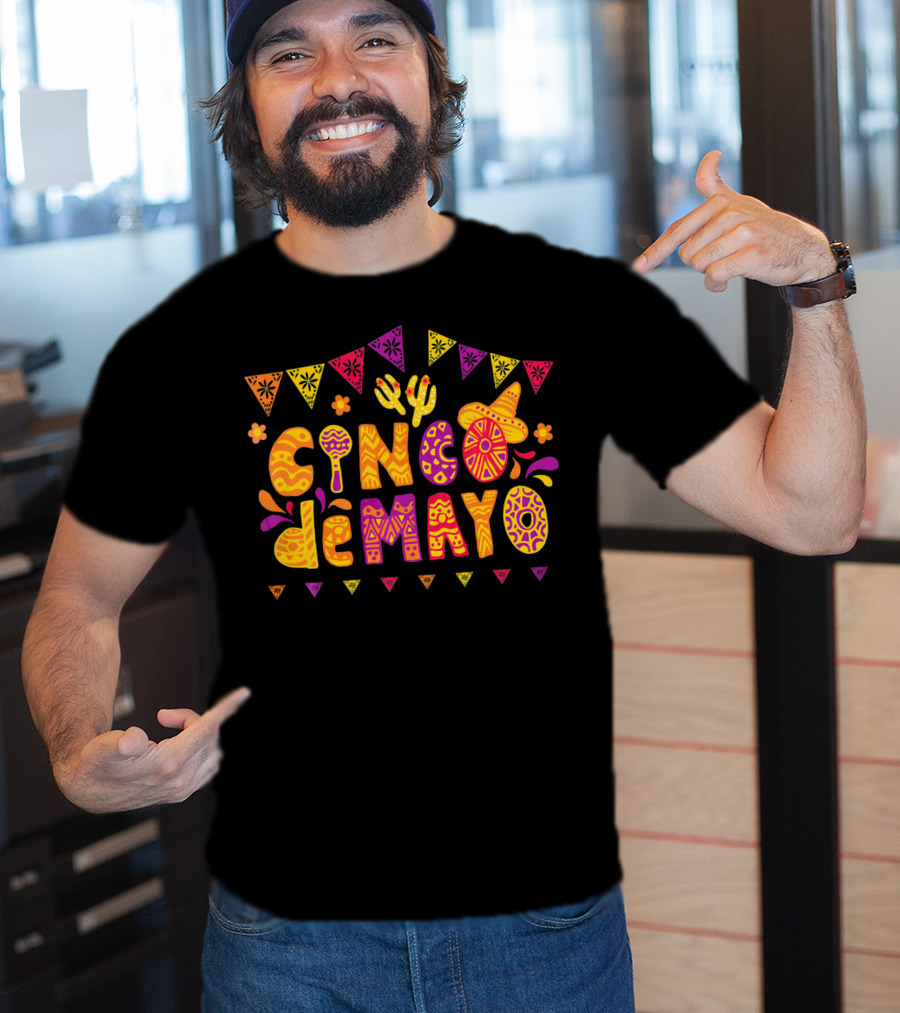 Cinco De Mayo Fiesta Celebration With Cactus And Sombrero T-Shirt