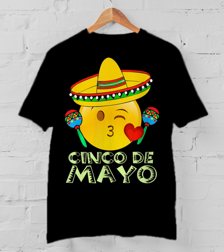 Cinco De Mayo Emoji Sombrero Maracas Kids Women Kisses T-Shirt