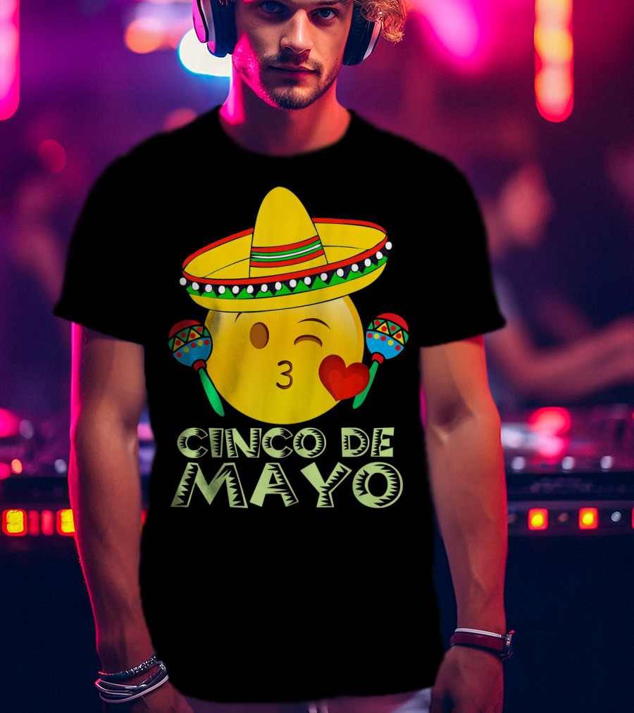 Cinco De Mayo Emoji Sombrero Maracas Kids Women Kisses T-Shirt