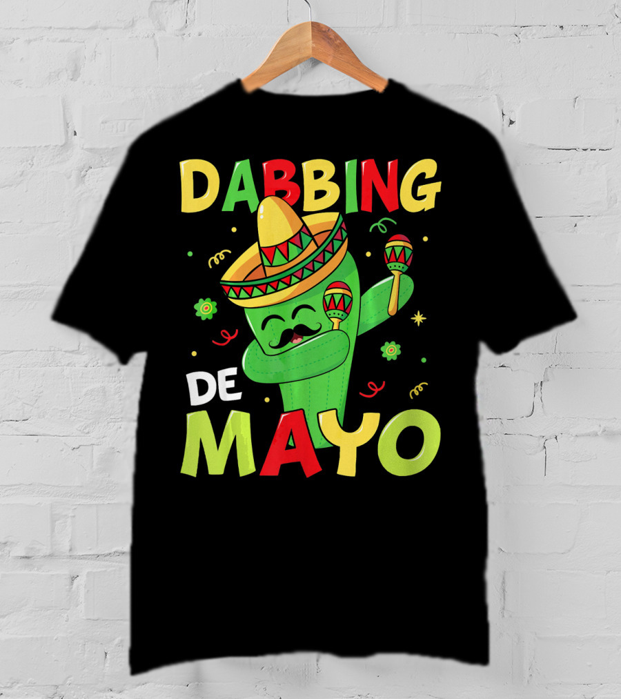 Dabbing Cactus Cinco De Mayo Sombrero Maracas T-Shirt