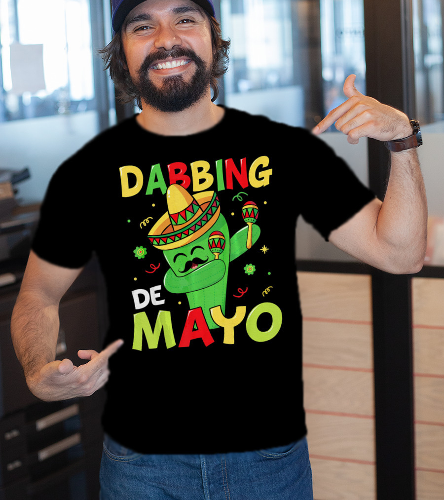Dabbing Cactus Cinco De Mayo Sombrero Maracas T-Shirt