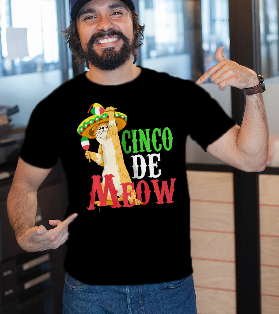 Cinco De Mayo Cinco De Meow Cat Sombrero Maracas T-Shirt