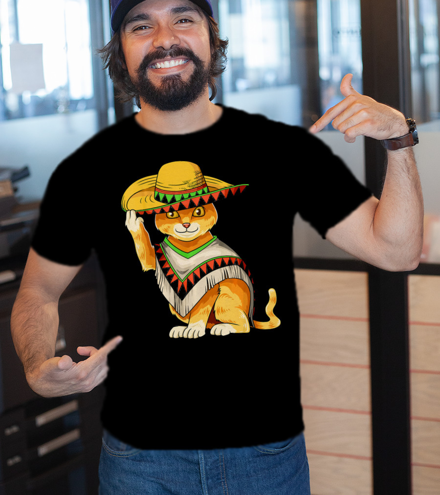 Mexican Cat Cinco De Mayo Cat Poncho Sombrero Fiesta T-Shirt